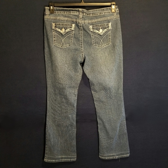V.S.H. Women's Straight Leg Jean - Picture 3 of 13